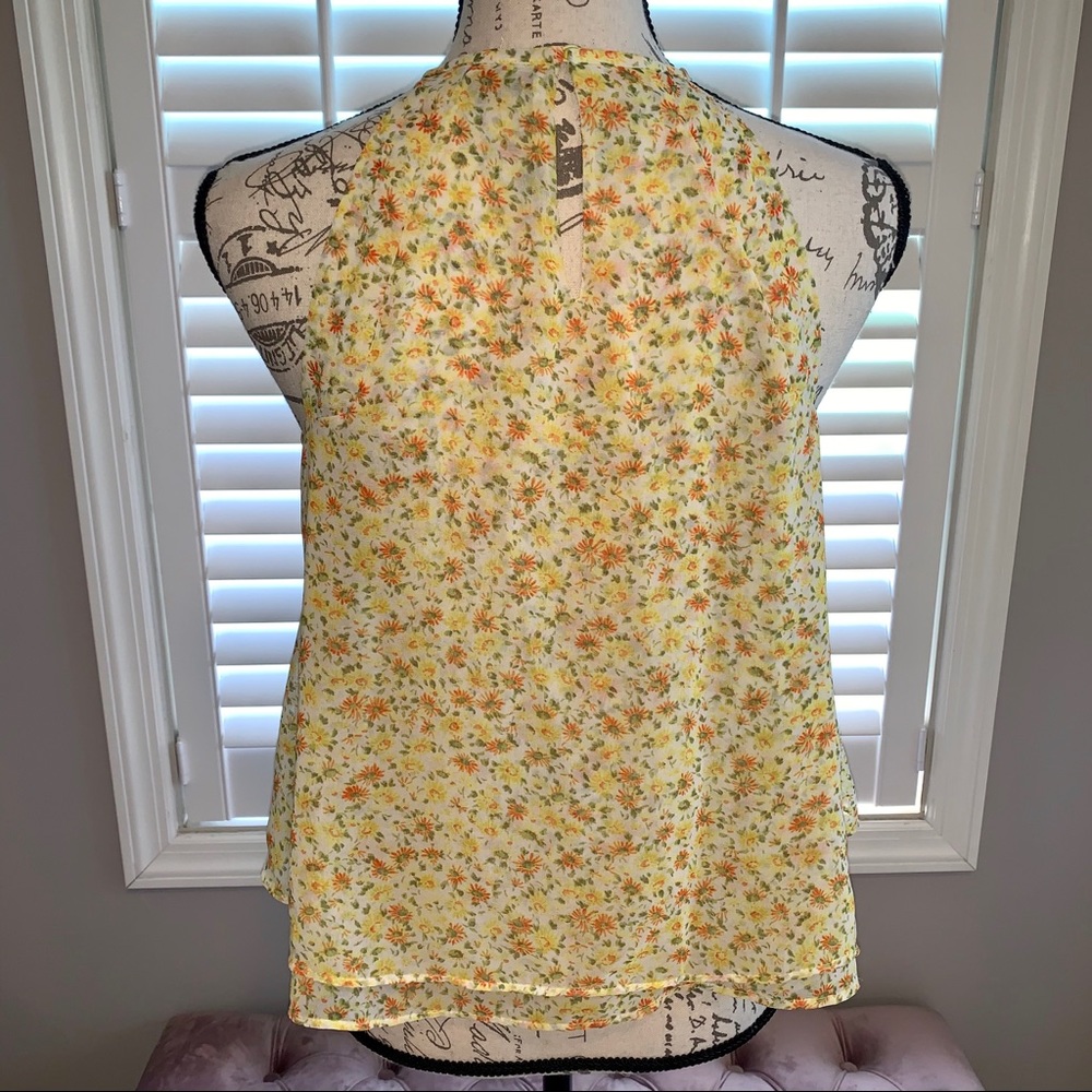 🛍2/$15. Zara tank top - Picture 2 of 4